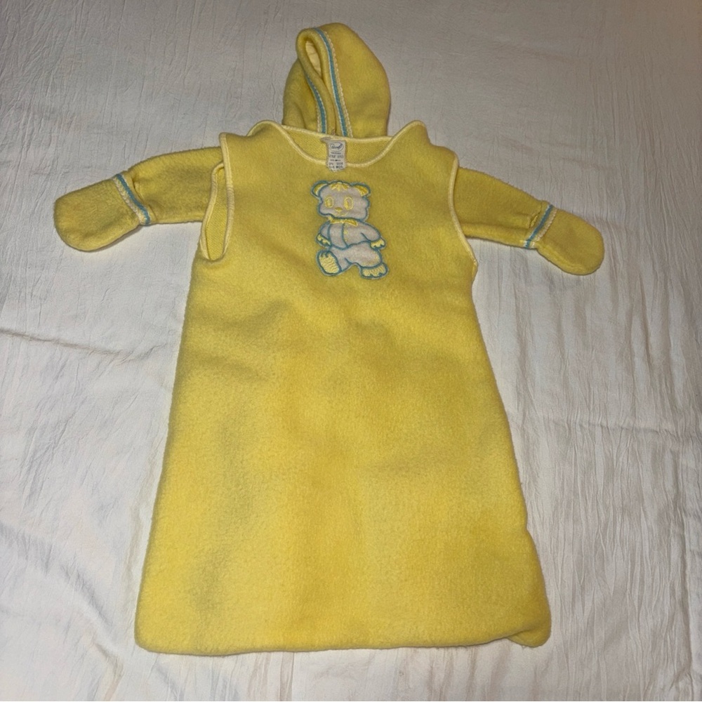 Vintage Stern brand made in USA sleeper sack 2 pc 0-6 mos Yellow